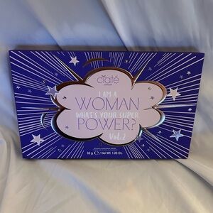 Ciate London I am a woman makeup palette